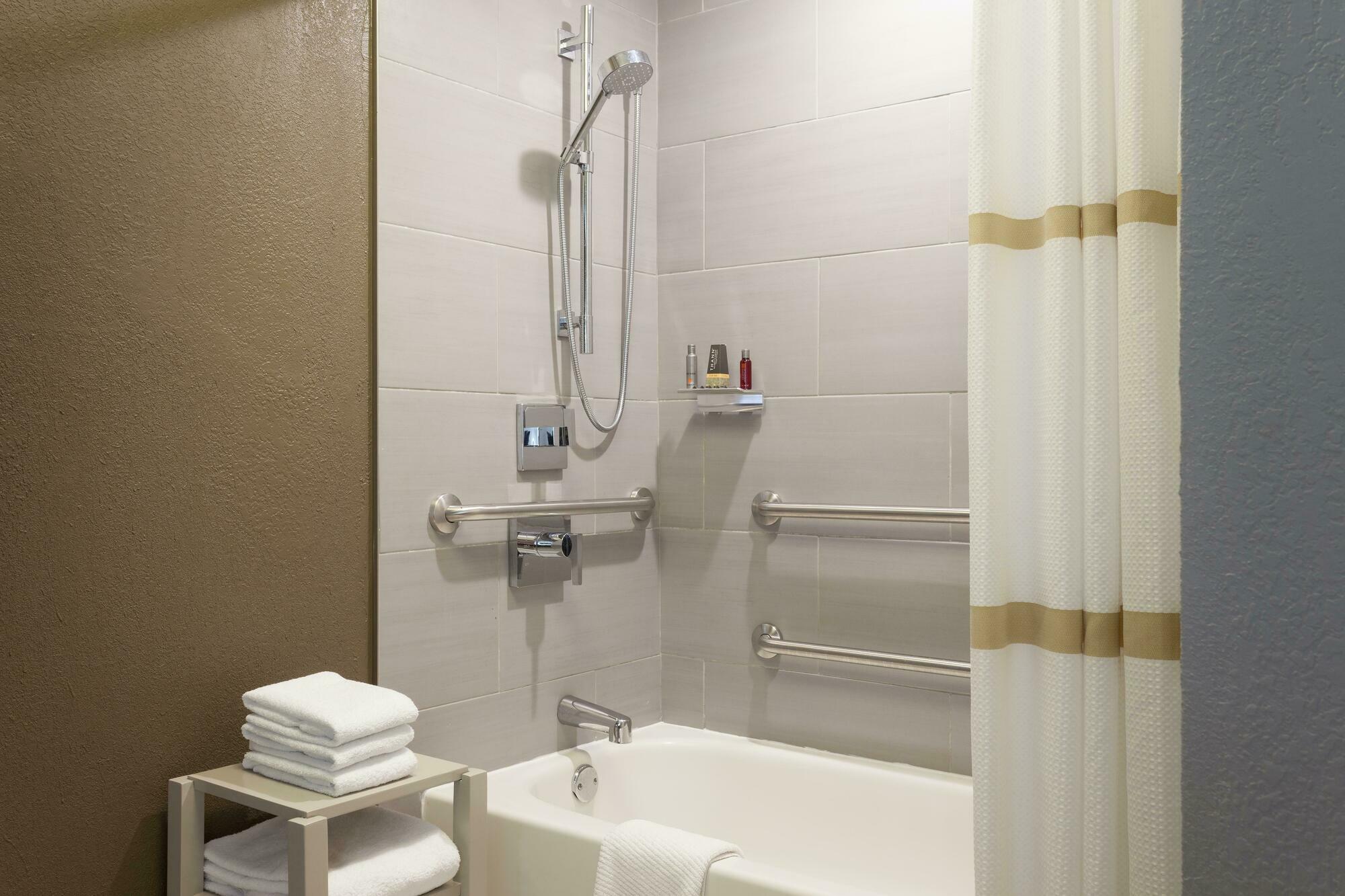 Marriott Savannah Riverfront Bilik gambar